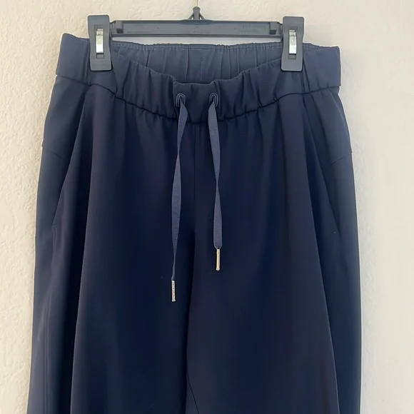 Lululemon On the Fly Jogger *Luxtreme True Navy 28” Size 4 - Picture 6 of 14